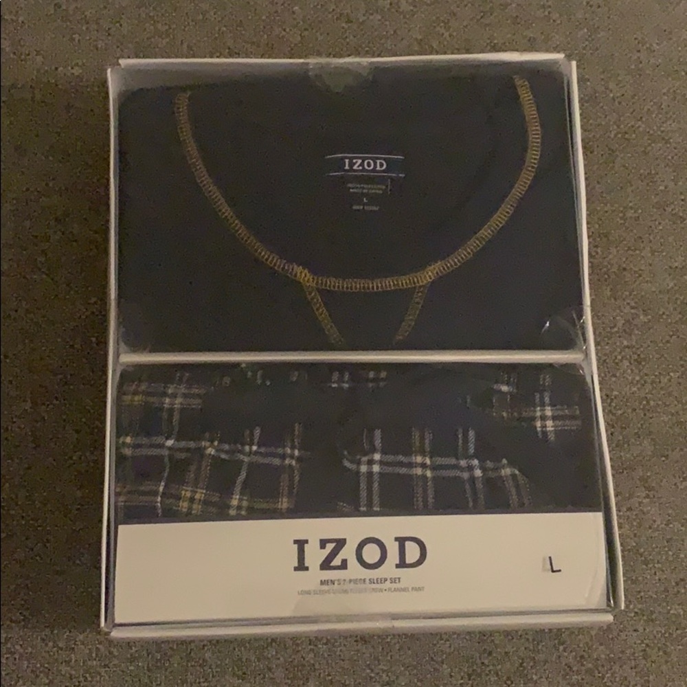 IZOD Large 2-Piece Sleep Set!